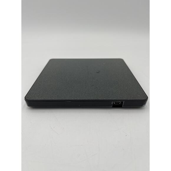 LG Ultra Slim Portable DVD Writer with M-DISC™ Support - GP63EX70 - Picture 3 of 6